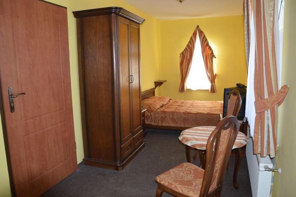 Jurajska Perla Otel Patnow Dış mekan fotoğraf
